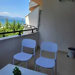 Aron Διαμέρισμα *
