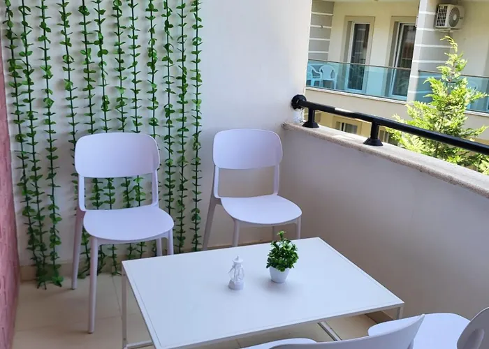 Aron Apartment Tushemisht